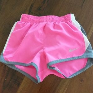Girls nike shorts